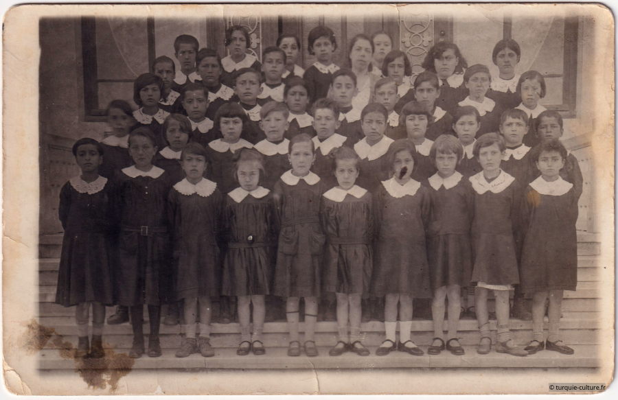 Elèves, 1930