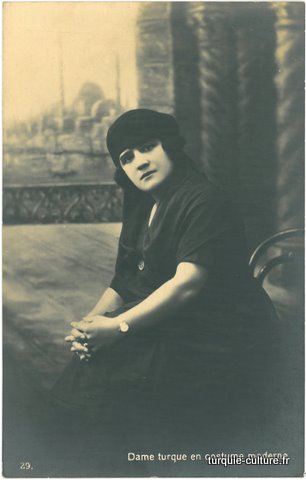 dame-turque-moderne1.jpg dame-turque-moderne1.jpg